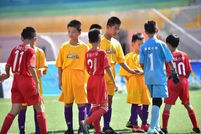 中国男篮亚运不敌对手，创参赛历史新低回国总结